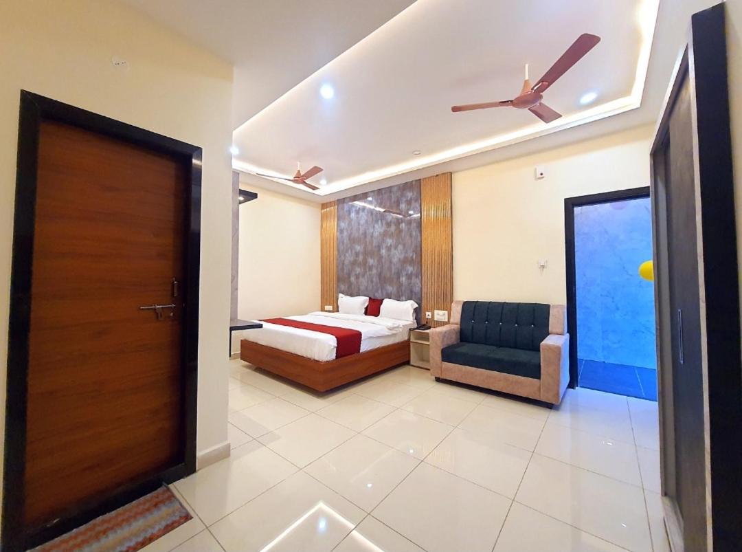 Hotel Vsr Grand Виджаявада Экстерьер фото