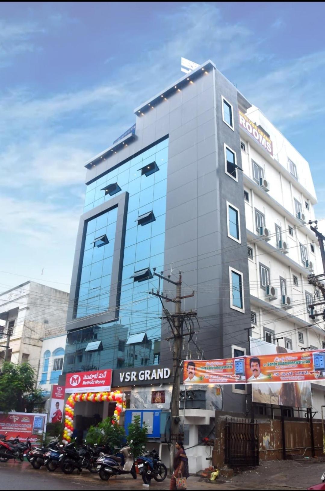 Hotel Vsr Grand Виджаявада Экстерьер фото